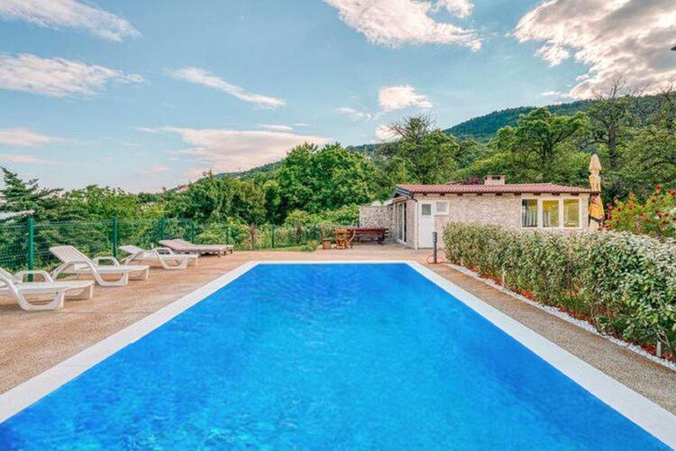 Apartments Nika With Swimming Pool And Beautiful Sea View Dobreć 외부 사진