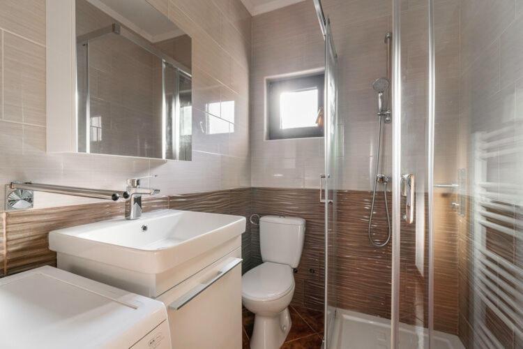 Apartments Nika With Swimming Pool And Beautiful Sea View Dobreć 외부 사진