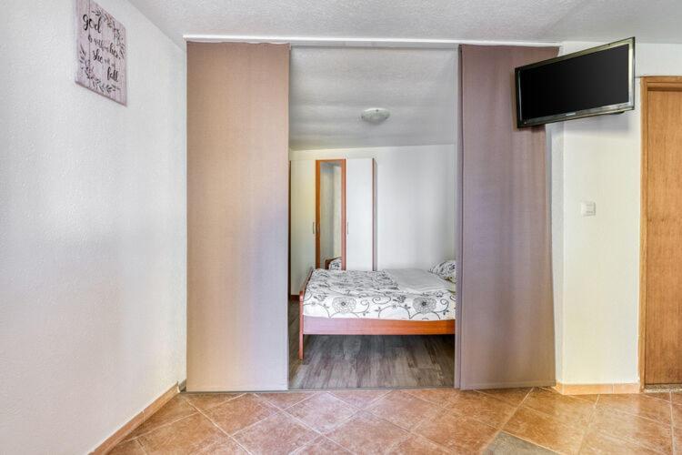 Apartments Nika With Swimming Pool And Beautiful Sea View Dobreć 외부 사진