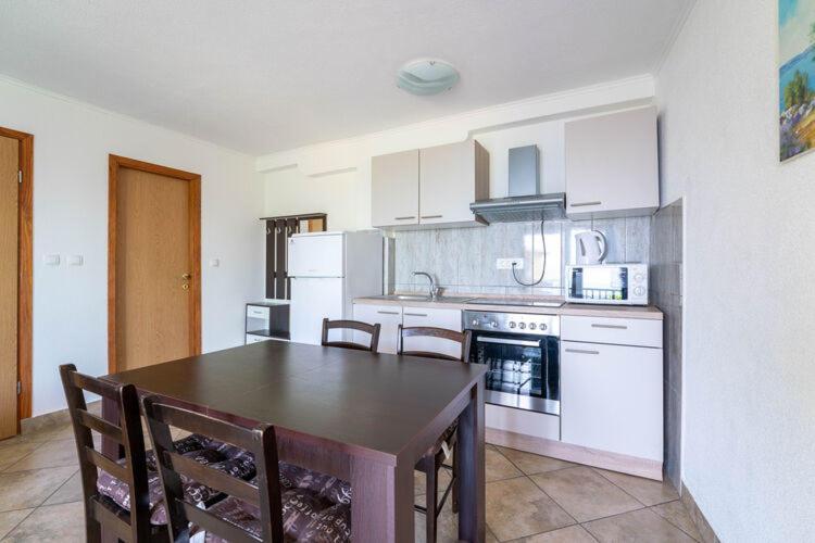 Apartments Nika With Swimming Pool And Beautiful Sea View Dobreć 외부 사진