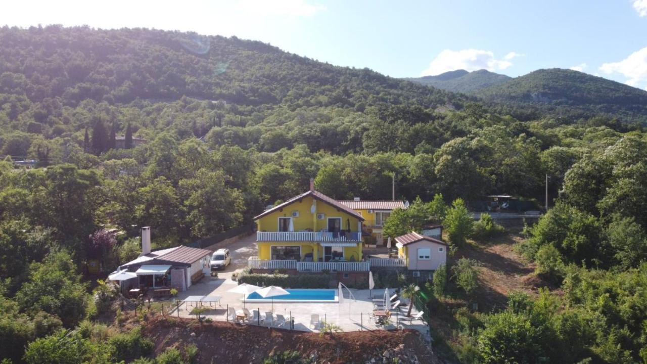 Apartments Nika With Swimming Pool And Beautiful Sea View Dobreć 외부 사진